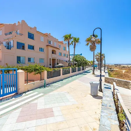 Front, Pool, Sea View, Garage & Wifi * Tarifa