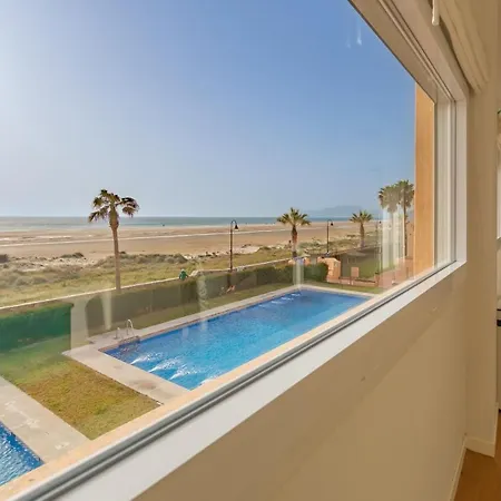 Front, Pool, Sea View, Garage & Wifi