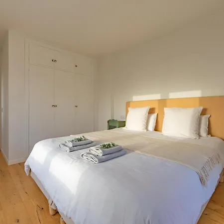 Front, Pool, Sea View, Garage & Wifi Apartment Tarifa