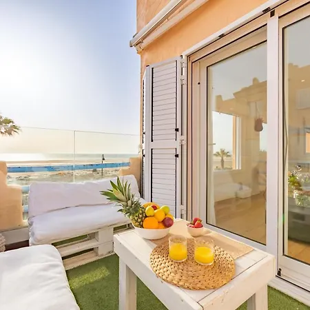 Front, Pool, Sea View, Garage & Wifi Apartment