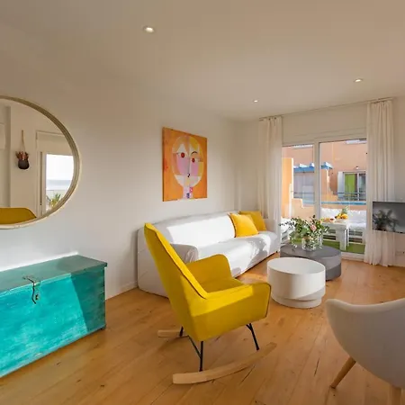 Front, Pool, Sea View, Garage & Wifi