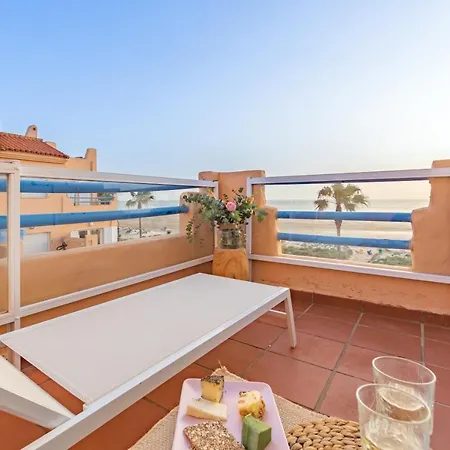 Front, Pool, Sea View, Garage & Wifi Apartment *
