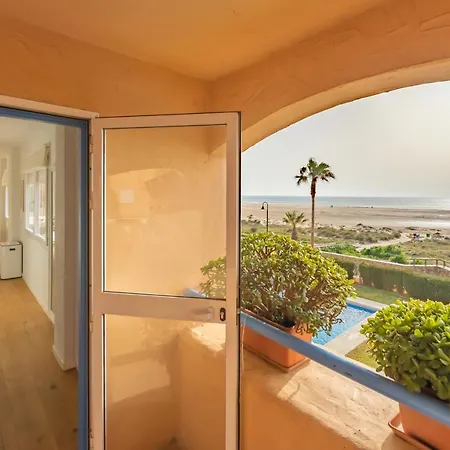 Front, Pool, Sea View, Garage & Wifi Apartment Tarifa