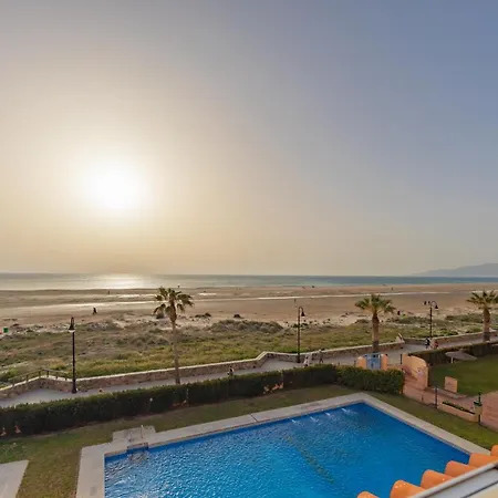 Apartment Front, Pool, Sea View, Garage & Wifi Tarifa